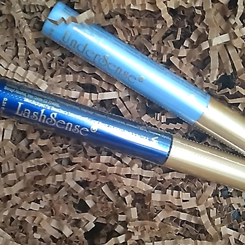 UnderSense primer & VolumeIntense Mascara